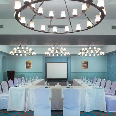 Strand Beach Resort Taba Esterno foto Meeting room at the hotel